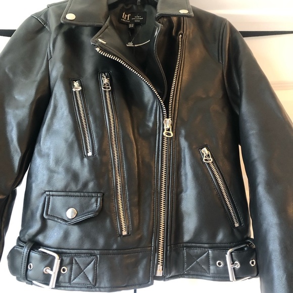 NWT ZARA Black Vegan Leather Moto/BikerJacket Belted Silver Zipper Accents XS - Picture 5 of 8
